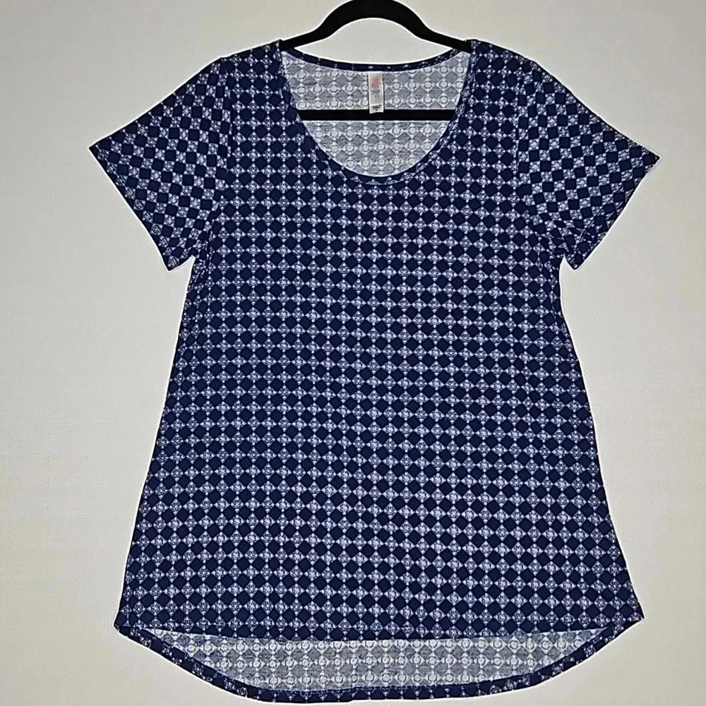 LuLaRoe Classic Tee Navy Geometric Size Medium